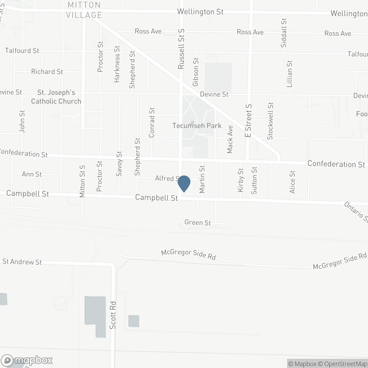 404 RUSSELL STREET, Sarnia, Ontario N7T 3M7